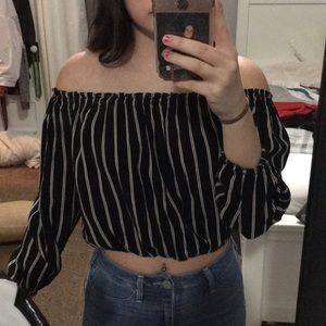 BRANDY MELVILLE OFF THE SHOULDER